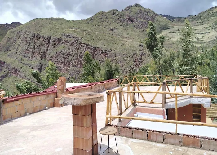 Hatun Apu Center Casa De Ayahuasca Y San Pedro * Písac