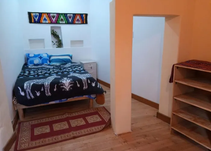 Hatun Apu Center Casa De Ayahuasca Y San Pedro Hostal