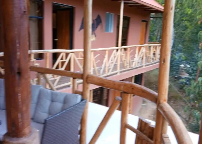 Hatun Apu Center Casa De Ayahuasca Y San Pedro Hostal Písac